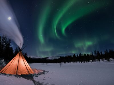 Finlande - Un chalet sous les aurores boréales